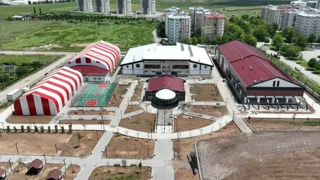 Sivas’ta yüzme havuzları için yeni çalışma programı duyuruldu