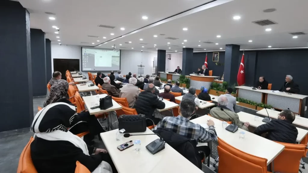 Aynalı Çarşı dış cephe yenileme için mülk sahipleriyle uzlaşı arayışı sürüyor