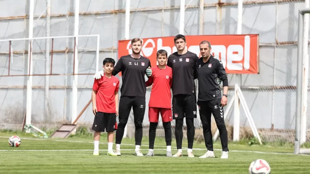 Çorum FK ve Sivasspor maçı öncesi hazırlıklar sürüyor