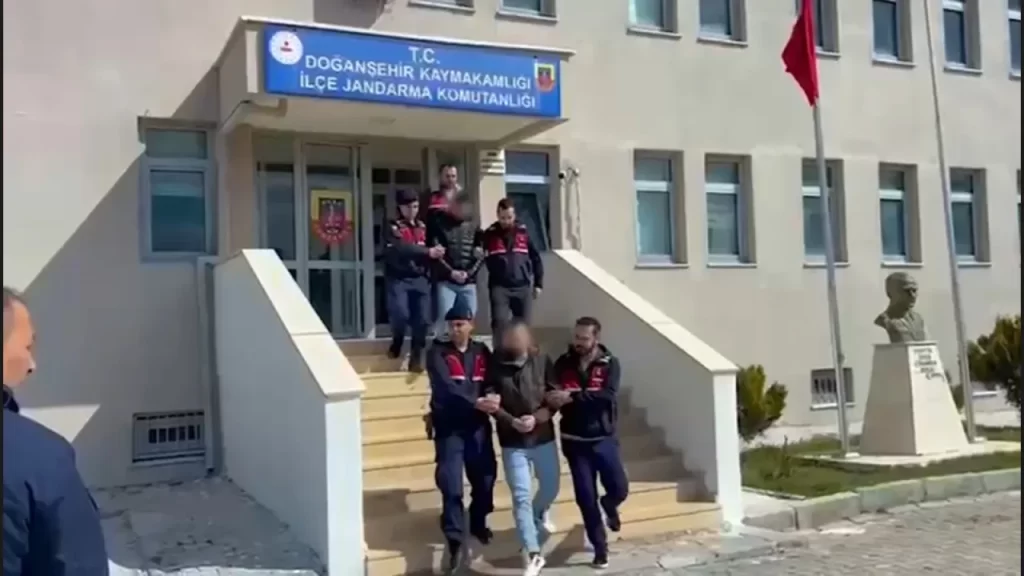 Dolandırıcılık operasyonunda 3 şüpheli tutuklandı