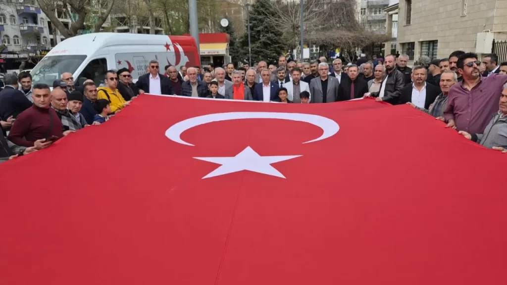 Gıyabi cenaze namazı sonrası milli güvenlik mesajı: Çocuklarımız için ortak eylem çağrısı