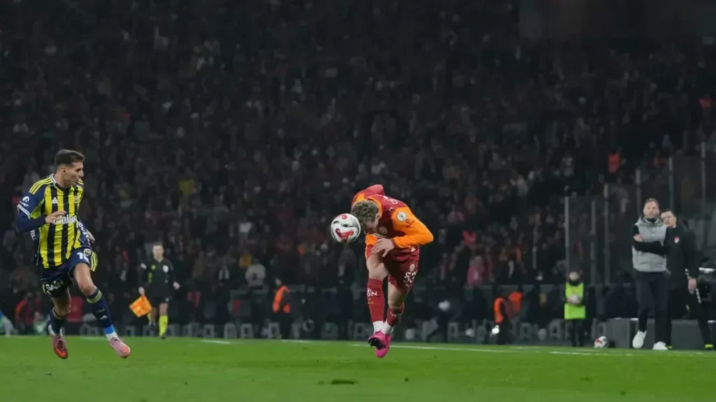 G.Saray-Fenerbahçe Derbisi: Hakem ve 11’ler Belli Oldu