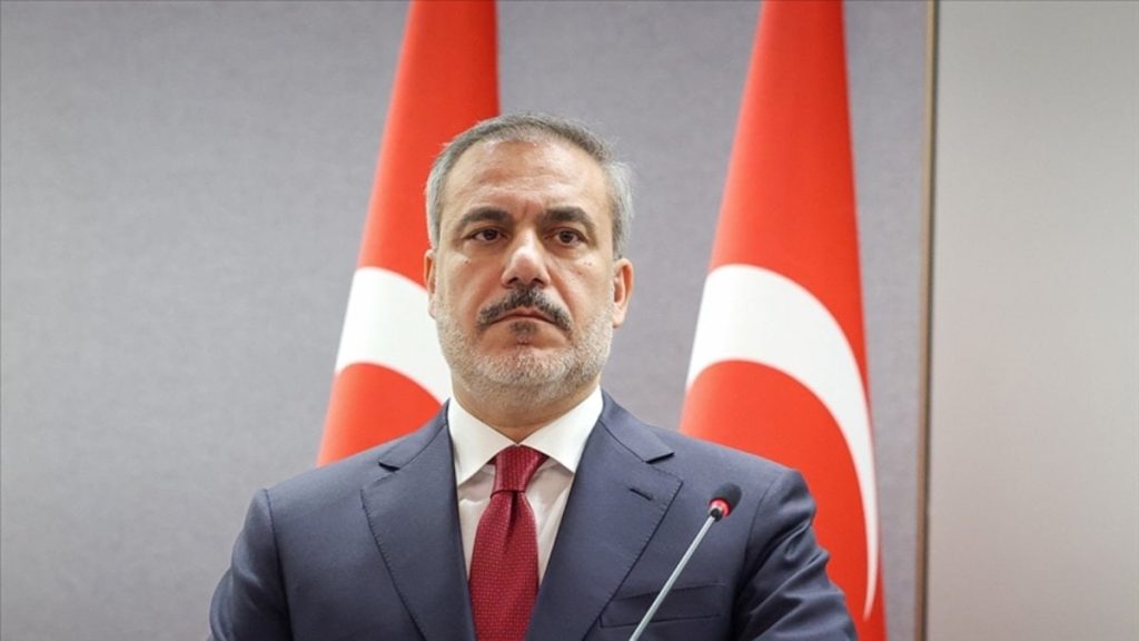İran’a karşı küresel gerilim sürüyor: Türkiye diplomasiyle arabuluculuğu güçlendiriyor