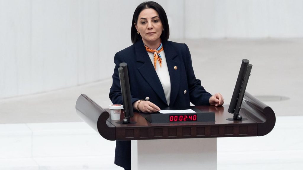 Milletin avukatlığı çağrısıyla CHP eleştiri ve şeffaflık vurgusu