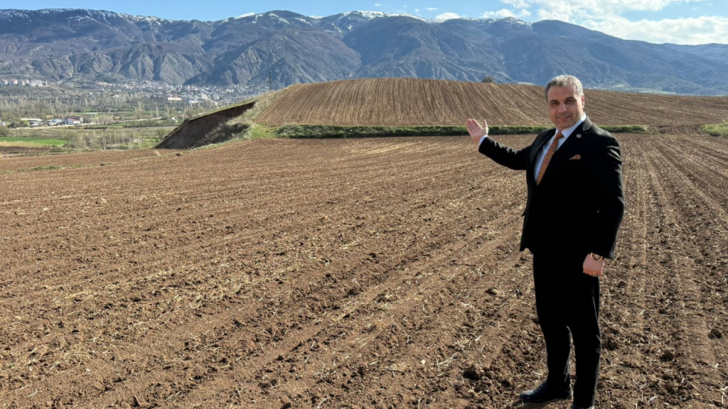 Nohut üretimiyle atıl araziler değerlendi: Belediyeden tarımsal destek hamlesi