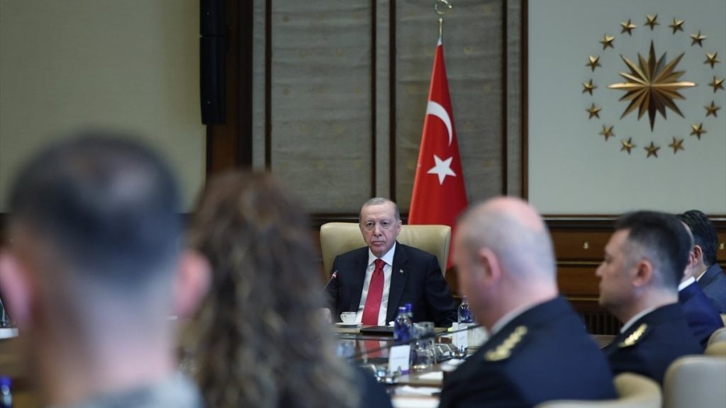 Polislerimizin Özverisiyle Milletimizin Güvenliğine Destek