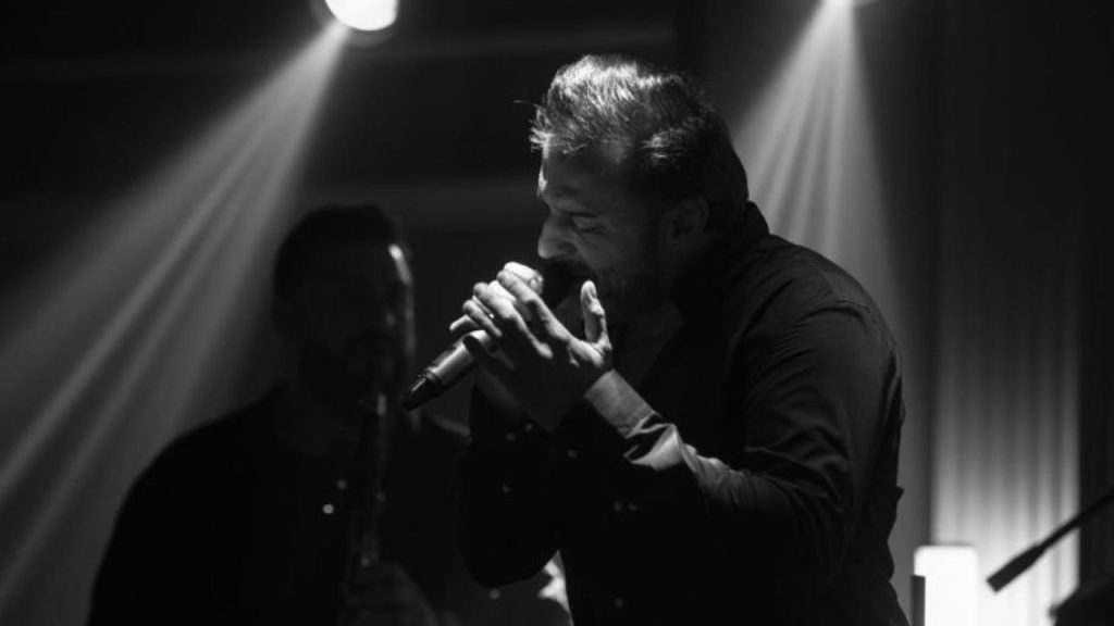 Rıza Tamer: Sokaklardan stüdyoya uzanan müzik yolculuğu