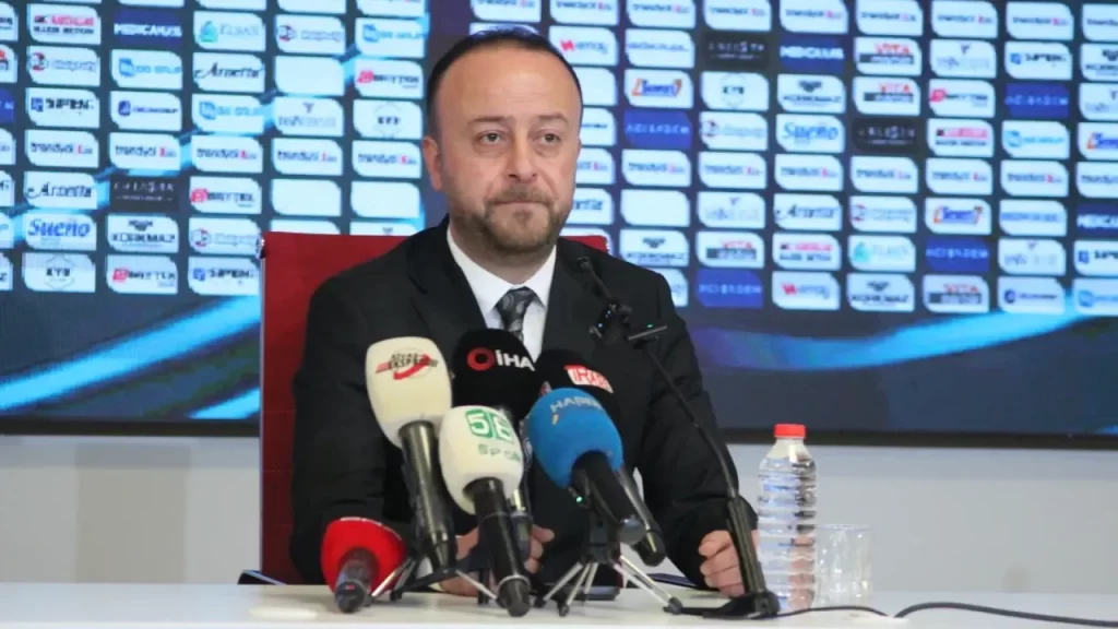 Sivasspor Başkanı Otomasyonu: Mali Tabloda Devreden Sorunlar ve Transferler