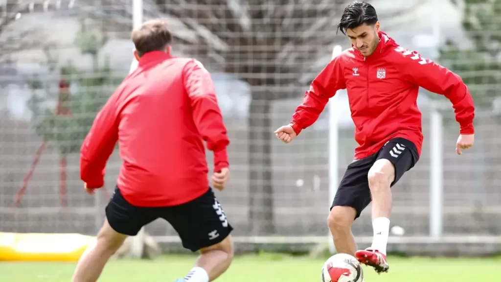 Sivasspor, Esenler Erokspor Maçı İçin Hazırlıklarını Tamamladı