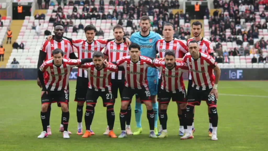 Sivasspor’un Elindeki Kilit İsimler Kontratları 2029’a Kadar Uzuyor