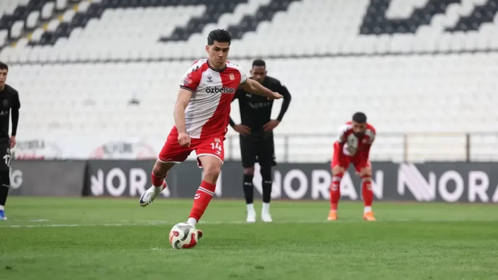 Sivasspor’un golcüleriyle İstanbulspor maçı için hedef 3 puan