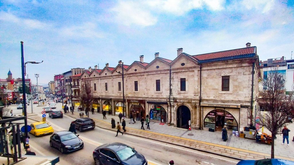 Sivas’ta Arac Sayısı Yükselişte: Otomobil Başta Olmak Üzere Trafik Envanteri