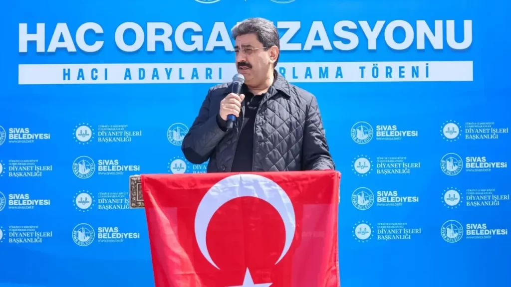 Sivas’ta hac ibadeti için uğurlama töreni gerçekleştirildi