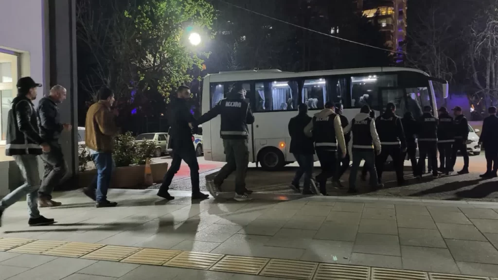 Tokat’ta sahteehliyet sınavı operasyonu: 17 şüpheli gözaltında