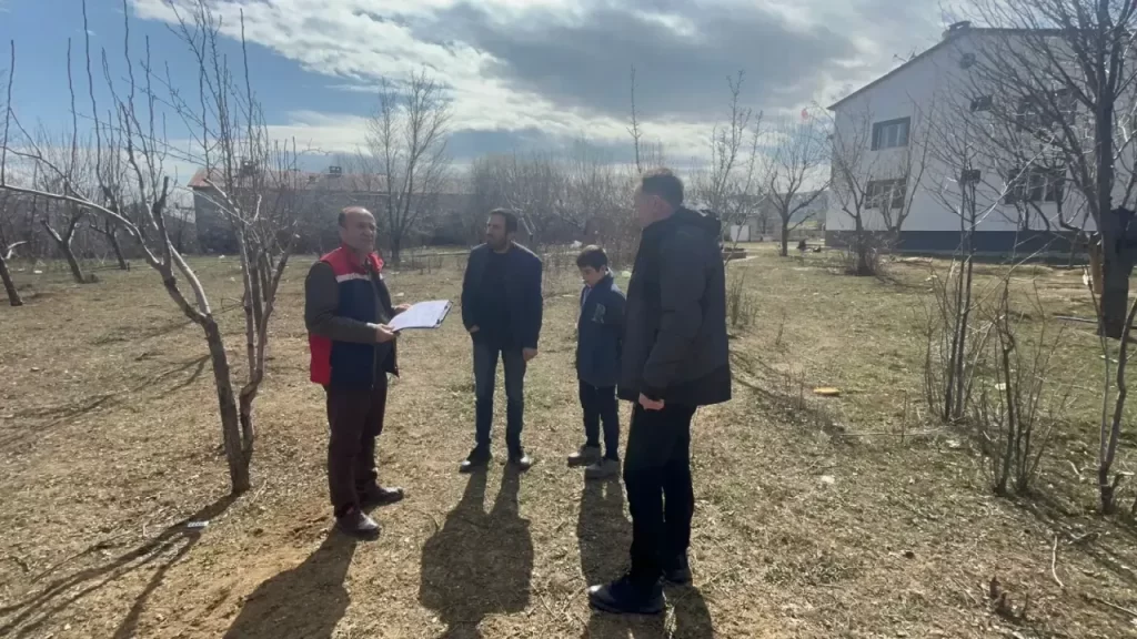 Ulaş’ta zirai don sonrası tarımsal incelemeler sürüyor