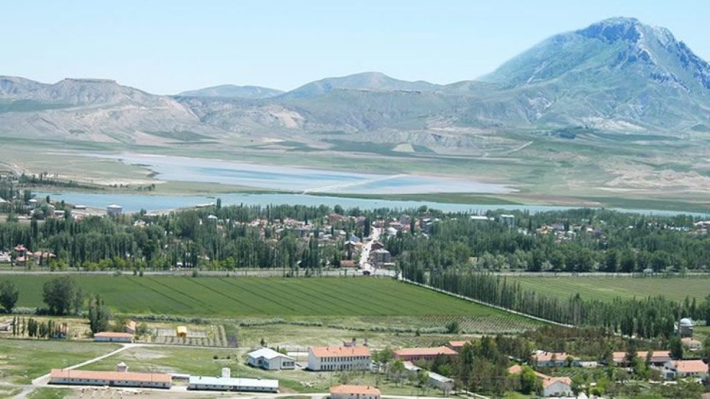 Ulaştırma kararıyla Sivas’ın ulaşımı güçlenecek: Eski yol yeniden yol ağına katıldı