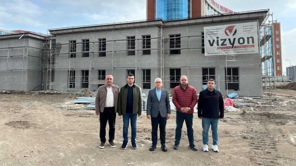 Vali Şimşek, yeni idari bina inşaatını yerinde inceledi