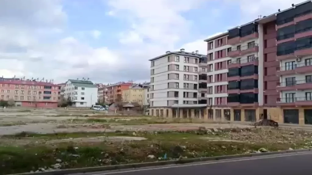 Yedisu’da 4.4 büyüklüğünde deprem sonrası saha taramaları sürüyor