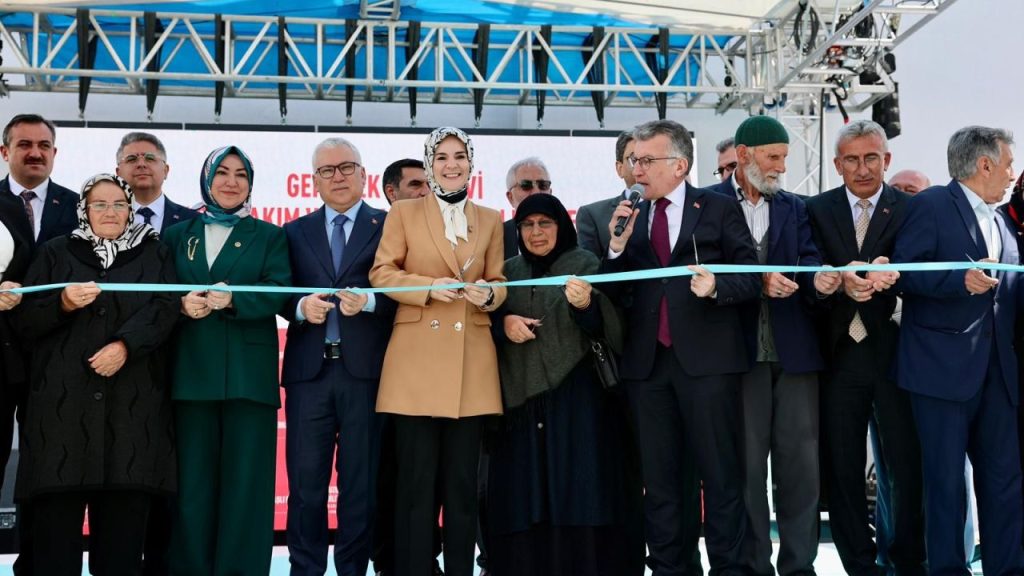 Gemerek’te Huzurevi’nin Resmi Açılışı Törenle Gerçekleşti