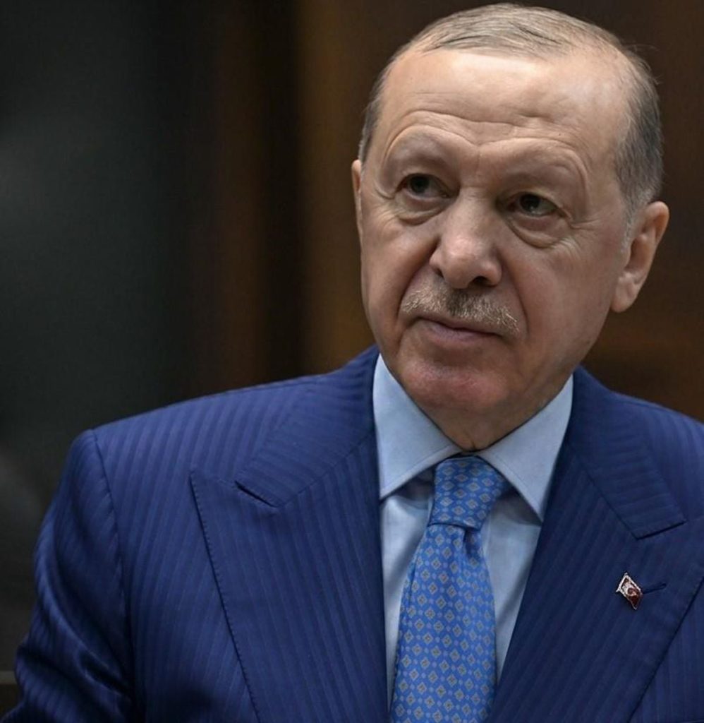 İstanbul’da Bayram Mesajı: Erdoğan’dan Eşinin Yorumu Üzerinden Sözler