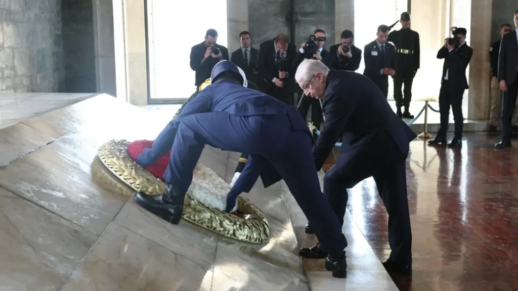 OYAK 66. Olağan Genel Kurulu ve TSK Heyeti Anıtkabir’i Ziyaret Etti