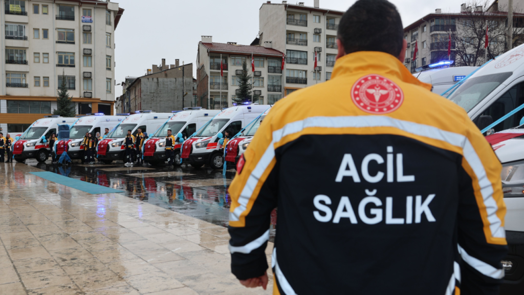 Sivas’ta sağlık yatırımları ve yeni aile sağlığı merkezleri açıldı