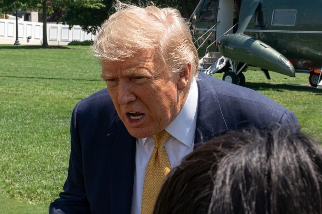 Trump: Balosu Beyaz Saray’a yakışır büyüklükte hazırlandı