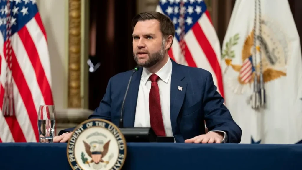 ABD Başkan Yardımcısı JD Vance’in İsviçre Seyahati Ertelendi