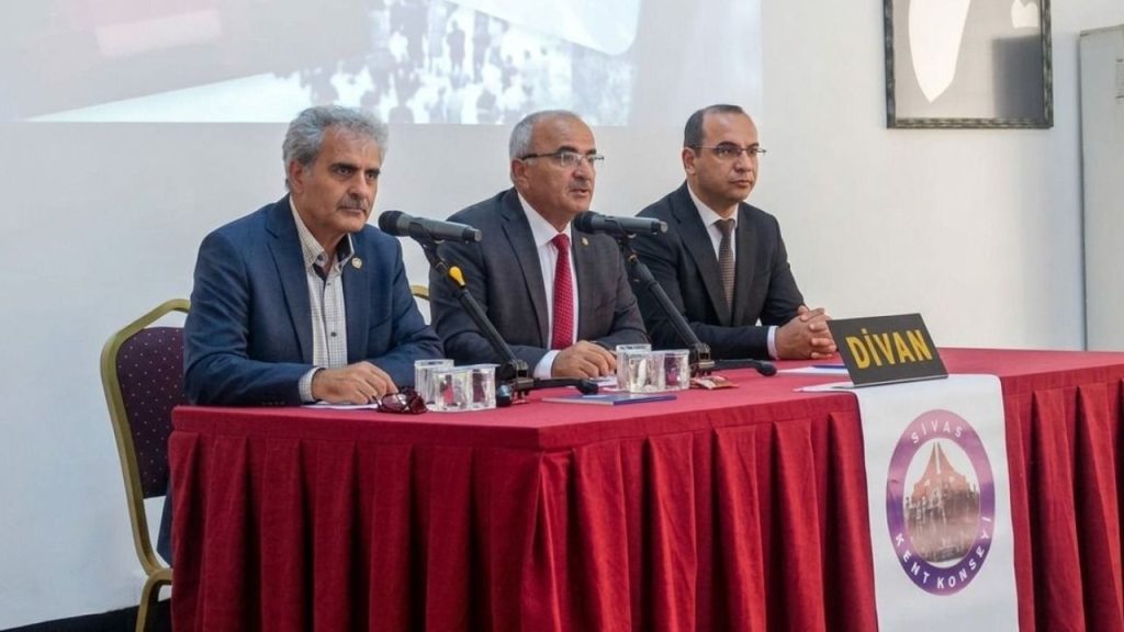 Ahmet Necip Günaydın Yine Sivas Kent Konseyi Başkanı Seçildi