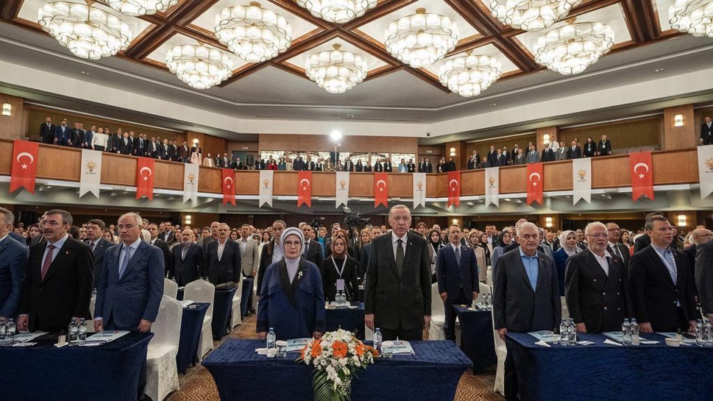 AK Parti İstişare Kampı Sakarya Sapancada Başladı