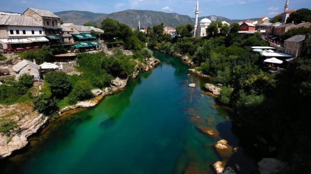 Bosna-Hersek’te Din ve Etnik Yapı: Müslüman Boşnaklar ve Resmi Dini Olmayan Sistem