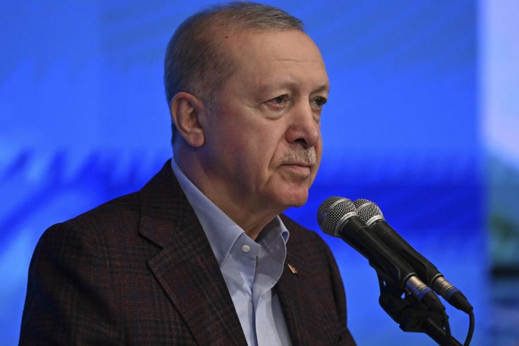 CHP içindeki çatışma ve Türkiye’nin vesayet endişesi vurgusu