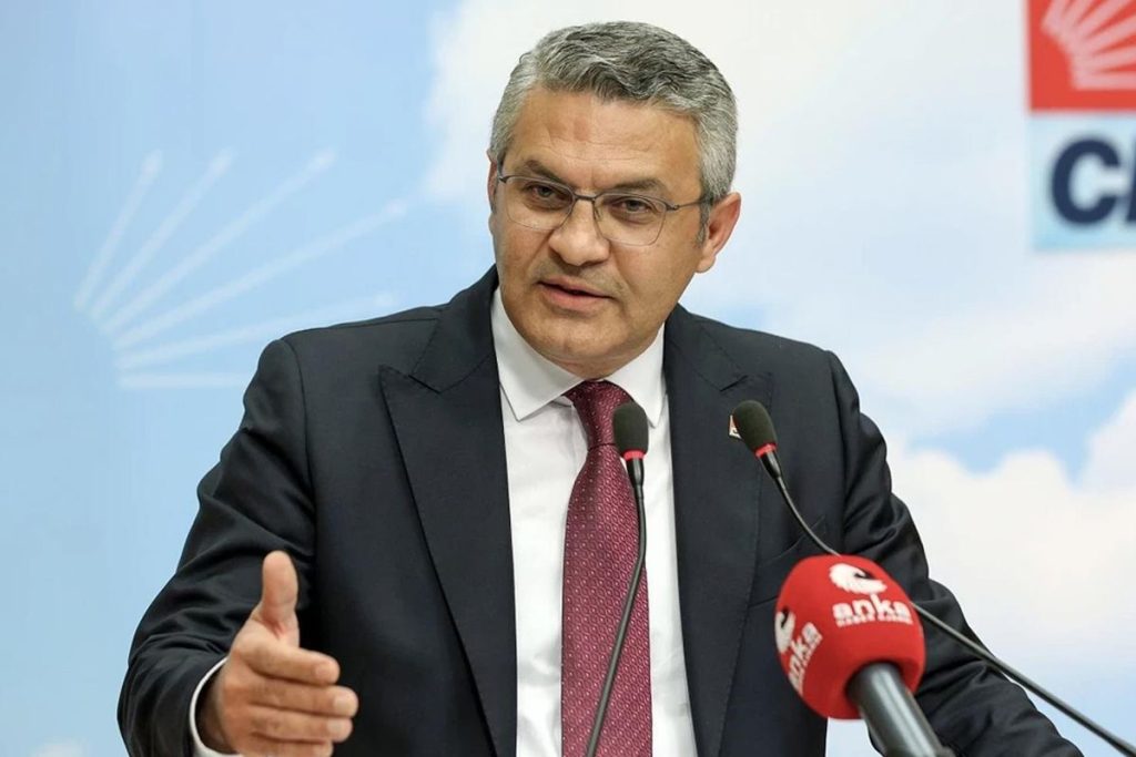 CHP’de Kurultay Çağrısı: İmzalar ve Sessizliğin Arkasındaki Nedeni Neler?