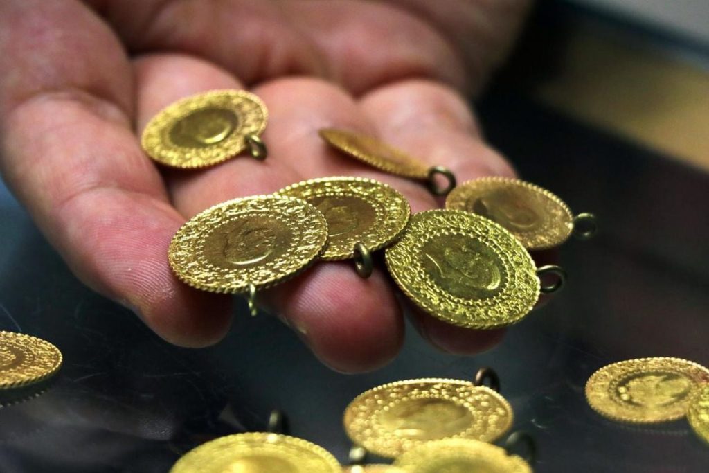 Fed kararları sonrası altın fiyatlarında baskı; gram ve ons düşüş görüldü