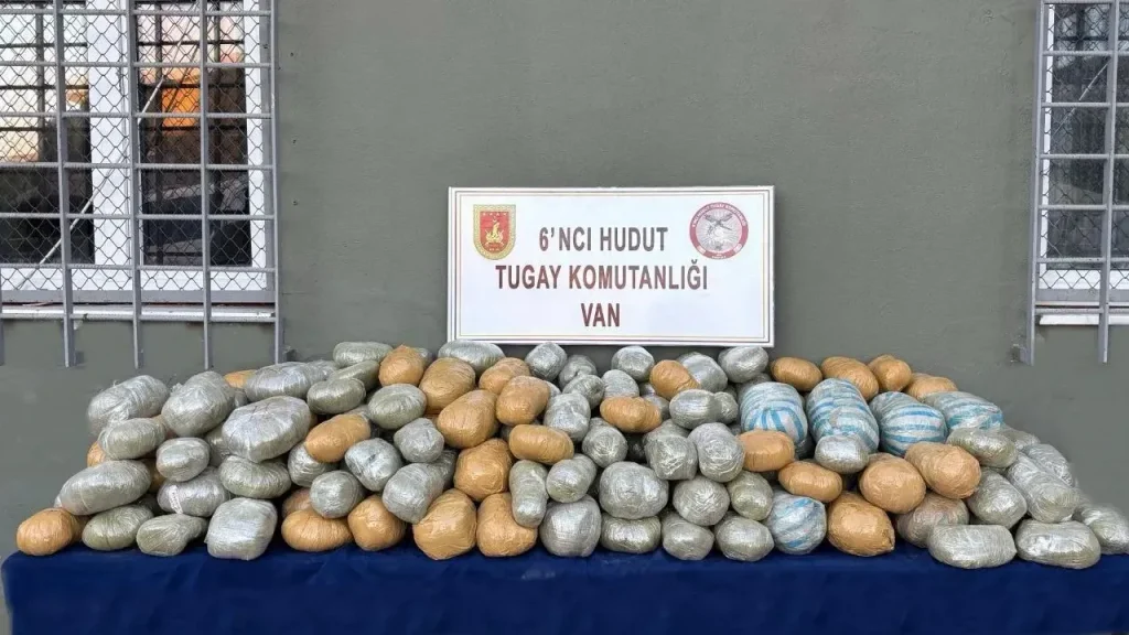 Hudutta Narkotik Operasyonunda 290,665 Kilo Uyuşturucu Ele Geçirildi
