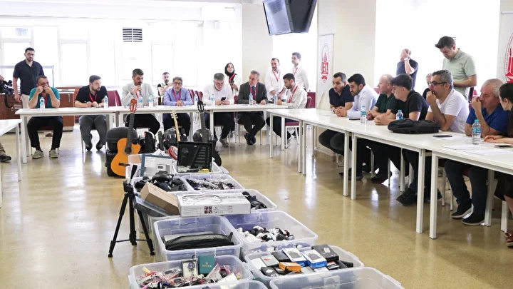 İETT Eşyaları Açık Artırmada Satışa Sunuldu