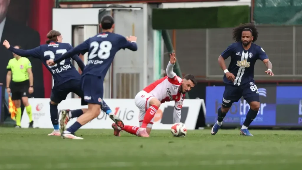İstanbul deplasmanları Sivasspor’in puansız serüveni sürüyor