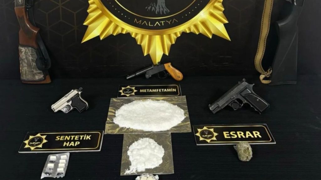 Kentin Narkotik Operasyonunda 7 Gözaltı ve Ağır Uyuşturucu Ele Geçirildi
