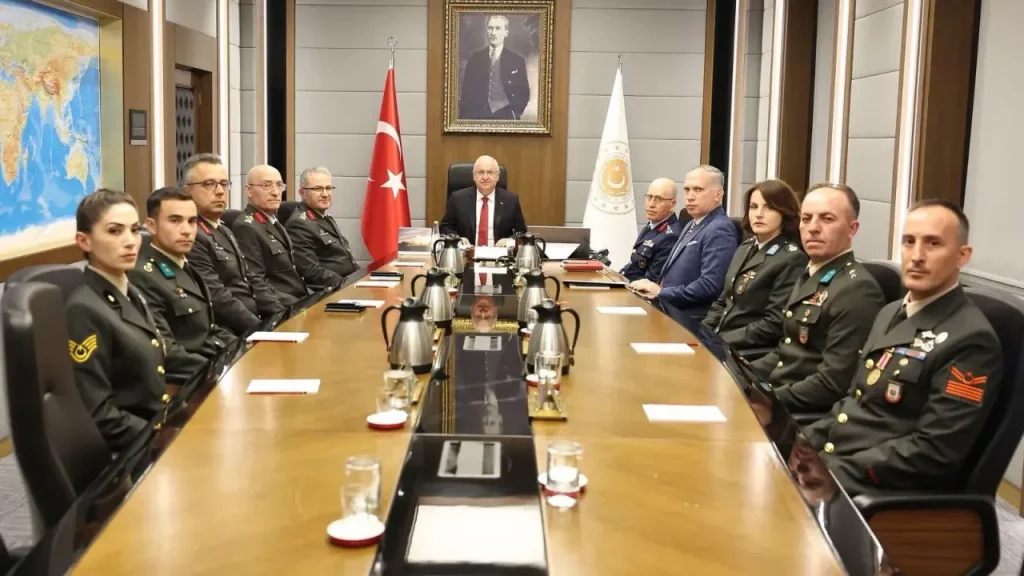 Milli Savunma Bakanı, Kara Kuvvetleri’nin 2235. kuruluş yıl dönümünü kutladı