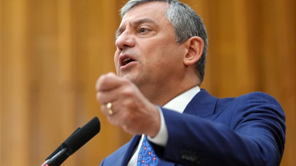 Özel’in Yalım iddialarına sert yanıtı: Helal etmem, havuzdan pay yok