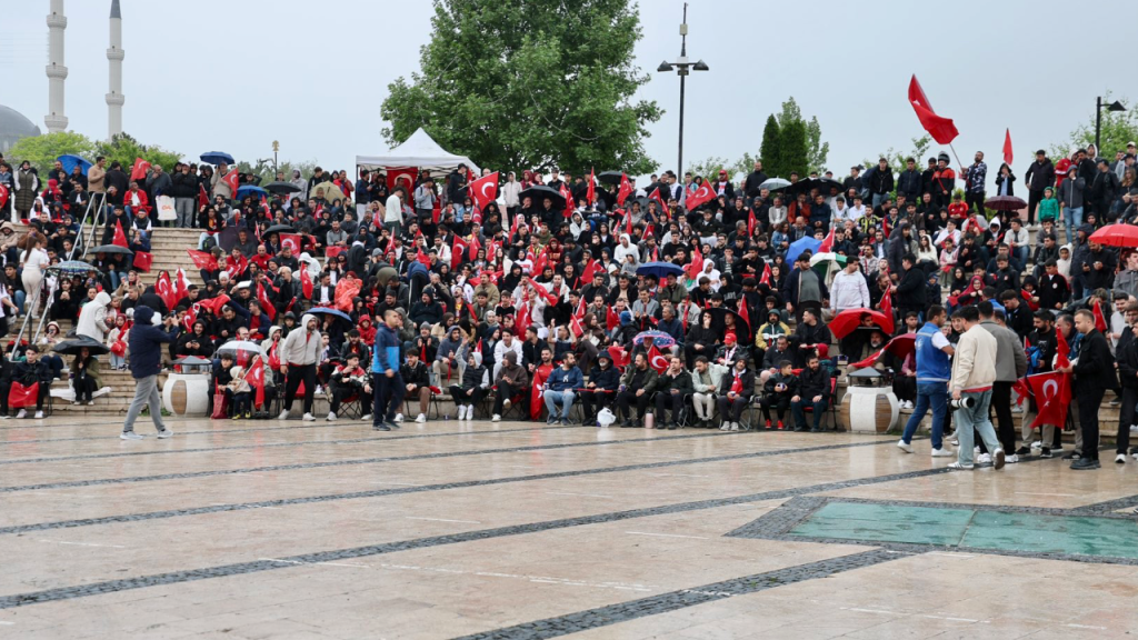 Sınav Öncesi Dev Ekranlar İçin Yeni Karar Alındı