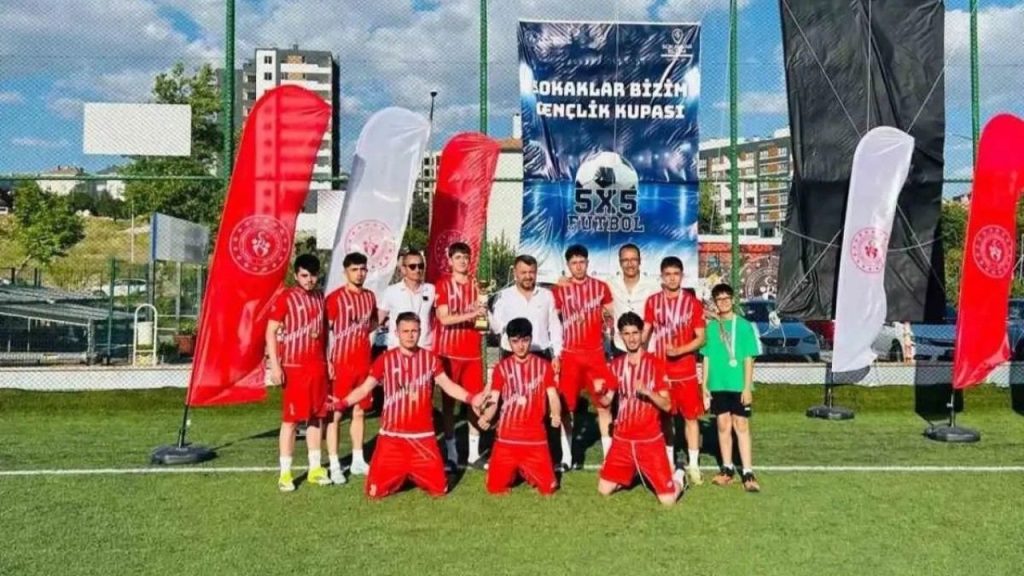 Sivaslılar 5×5 Futbolda Bölge Şampiyonu, Türkiye Finalleri Yolda