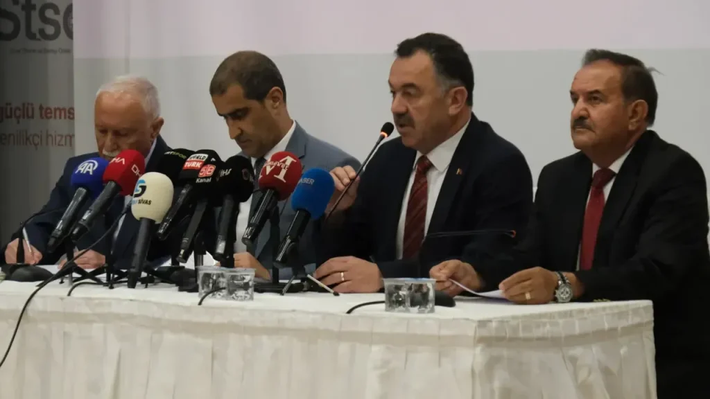 Sivasspor Divanı Kayyum Tartışmasını Yorumladı