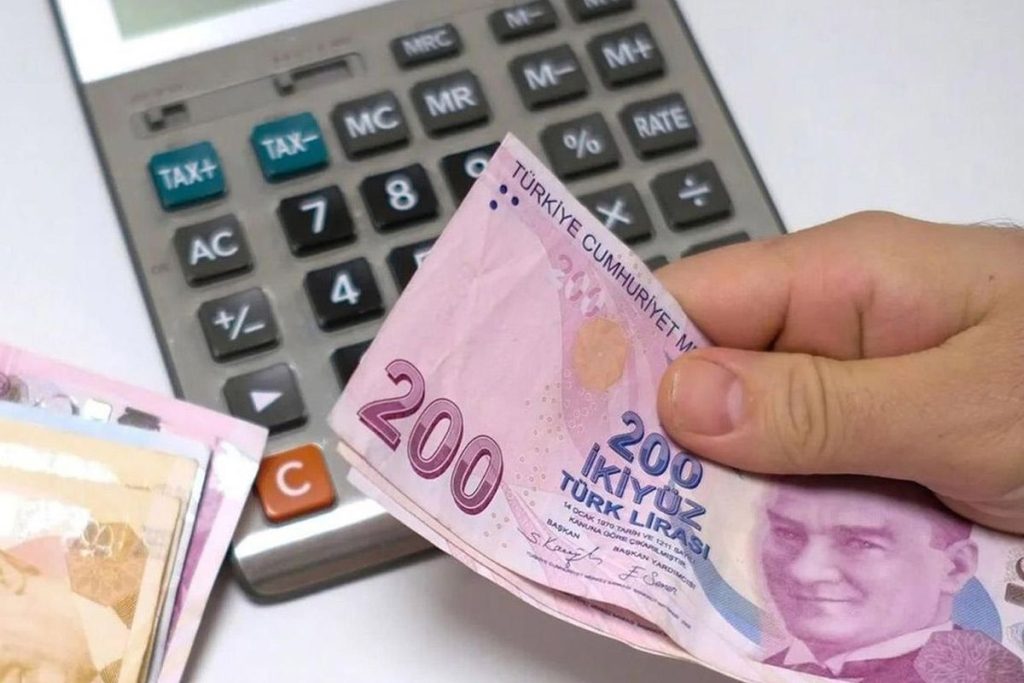 Temmuz Zam Oranları Netleşiyor: Emekli ve Memur İçin Yeni Senaryolar