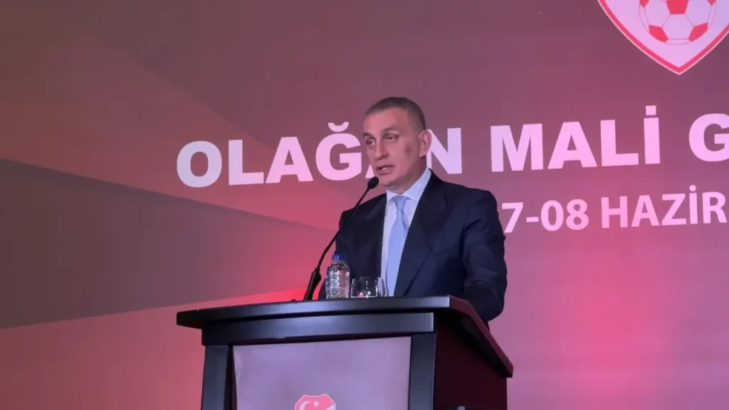 Türkiye Futbolunu Hızlı Gelişimle Büyüten Genel Kurul Toplantısı