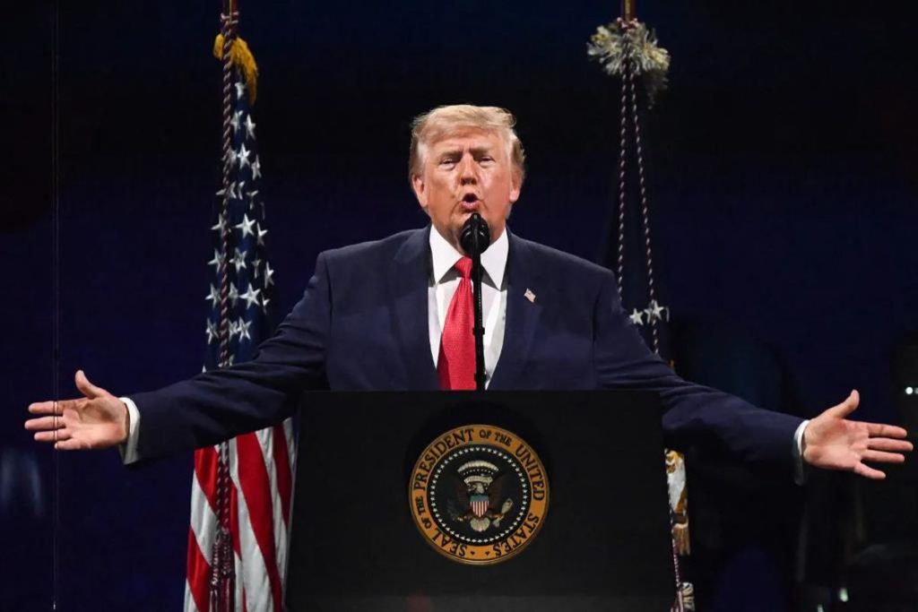 ABD’de Cumhuriyet Kutlamasında Trump’tan Komünizm Eleştirisi