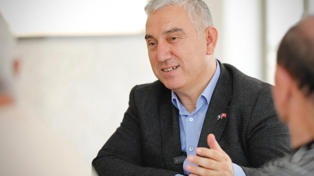 Belediye Çalışanlarına Zorunlu Katılım Uygulamasına Tepkiler