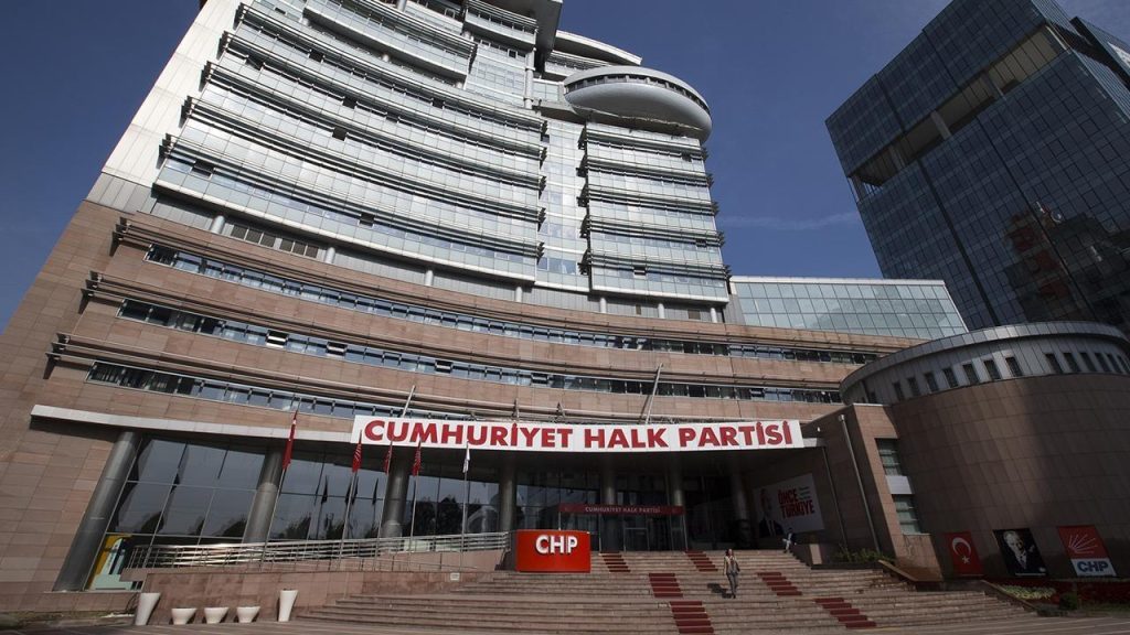CHP’de “üçüncü yolcular” bildiri hazırlığında