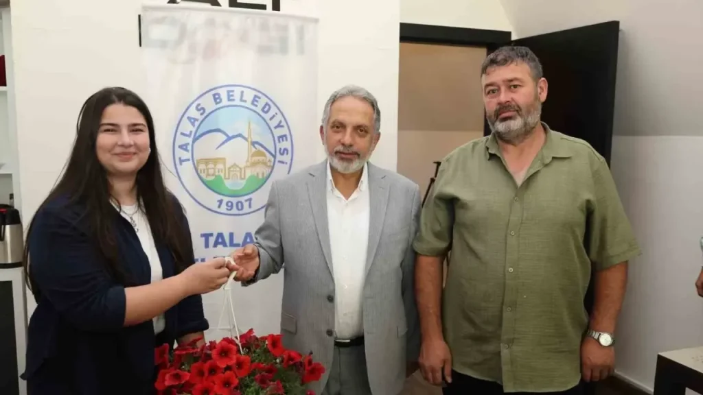 Çiçek Şenliği ödül töreni renkli görüntülerle tamamlandı