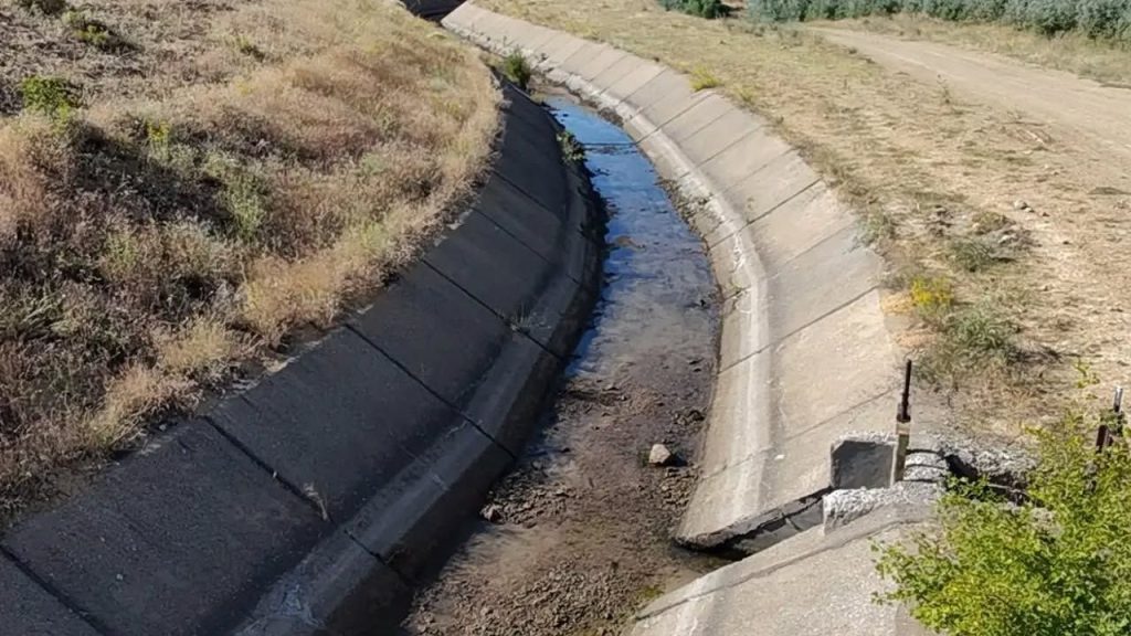 Divriği’de Tarımsal Sulama İçin DSİ Kanalında Yaşanan Hasar Sonrası Alarm
